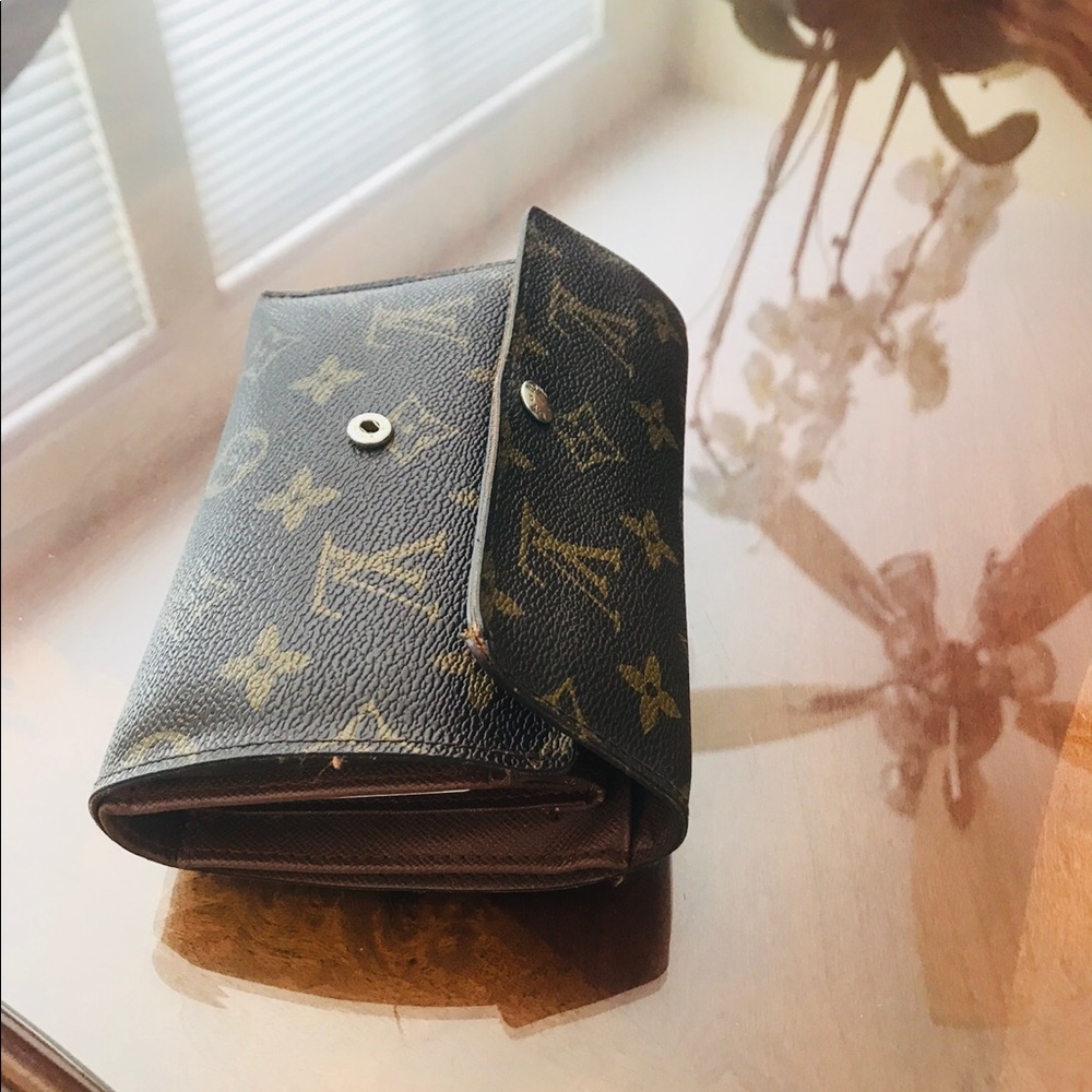 LV